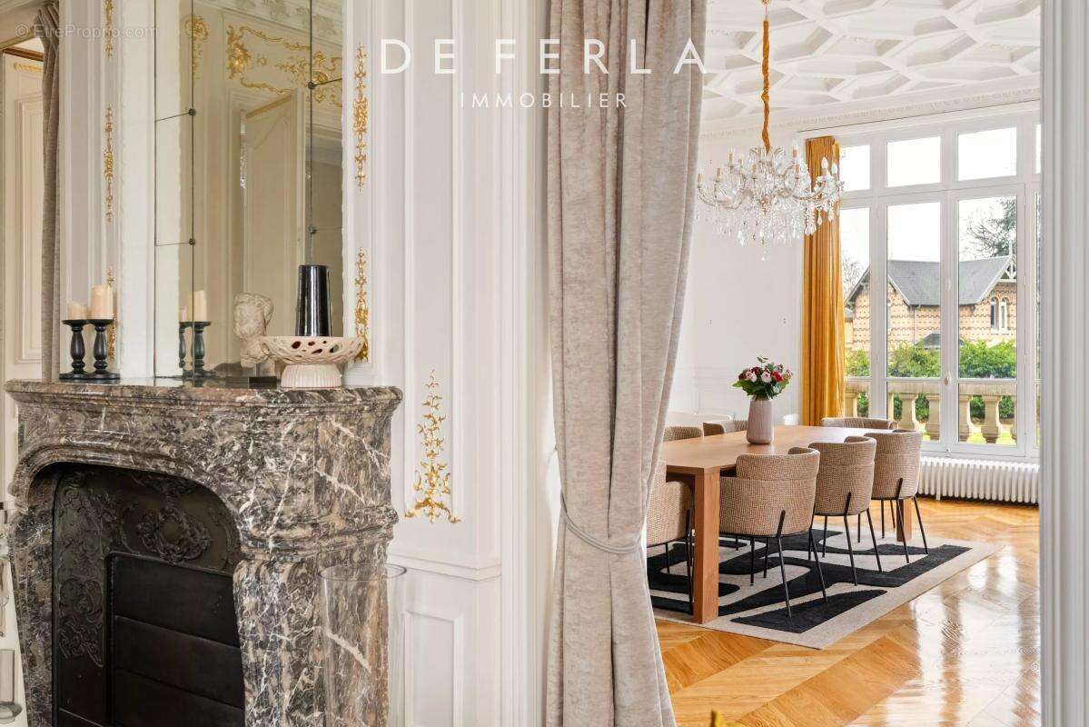 Maison à LE VESINET