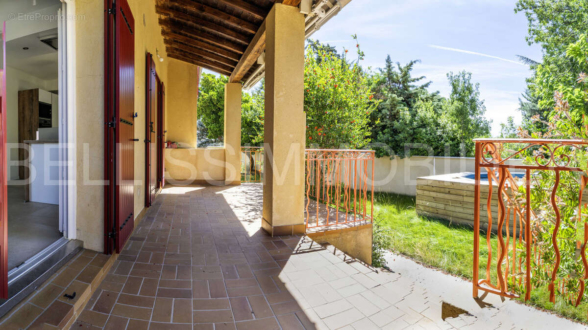 Maison à SALON-DE-PROVENCE