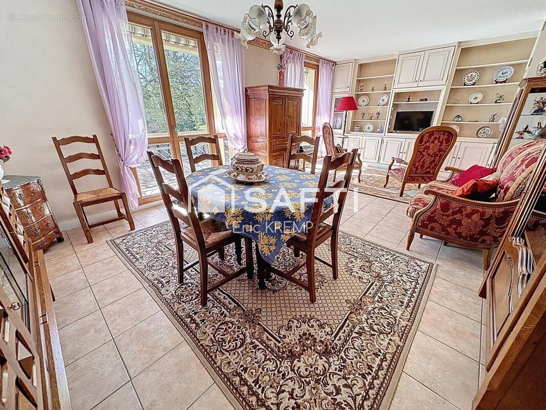 Photo 1 - Appartement à CHANTILLY