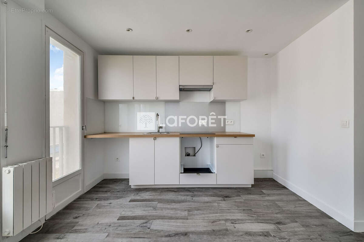 Appartement à PARIS-20E