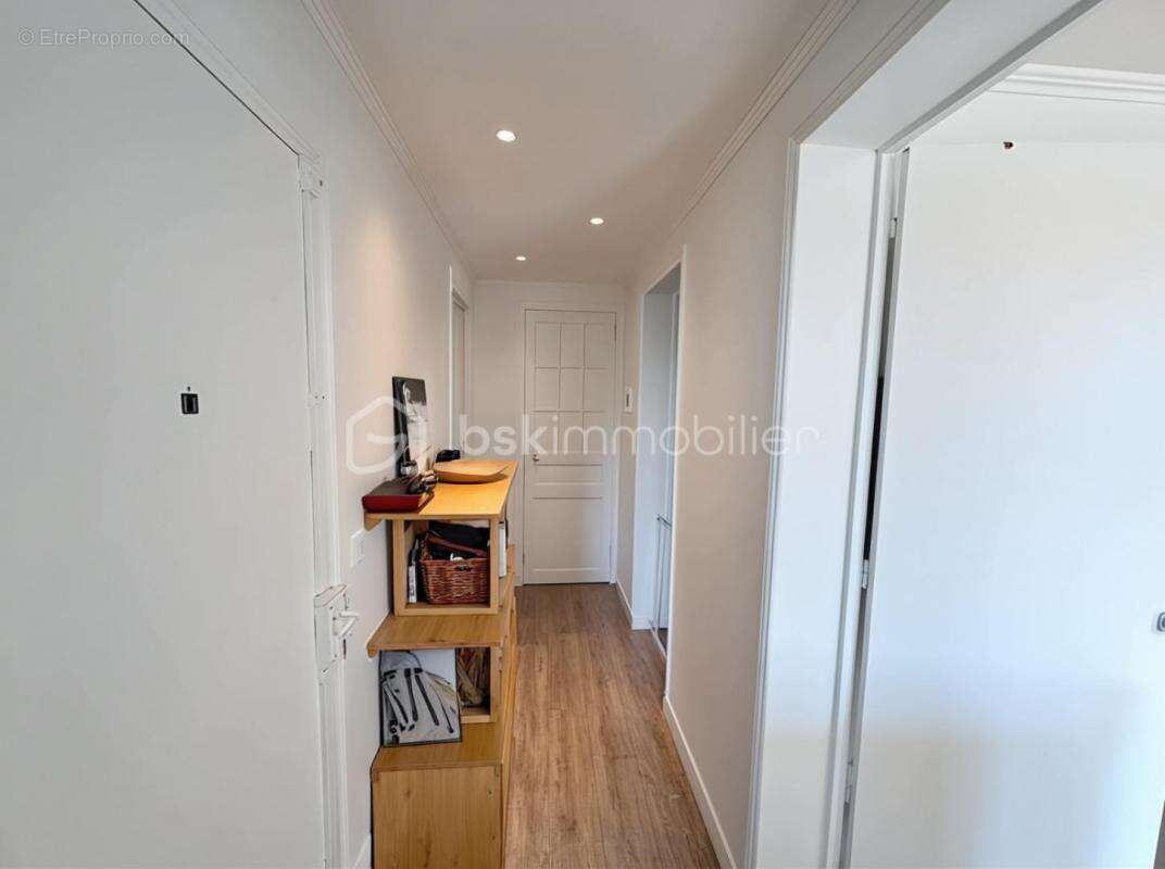 Appartement à VAIRES-SUR-MARNE