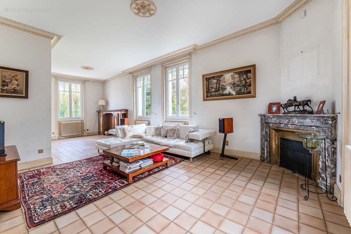 Maison à CHAMAGNIEU