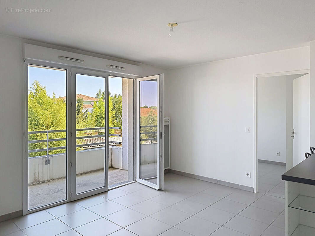 Appartement Villenave-d'ornon 3 pièce(s) 53,4 m2 - photo 2
