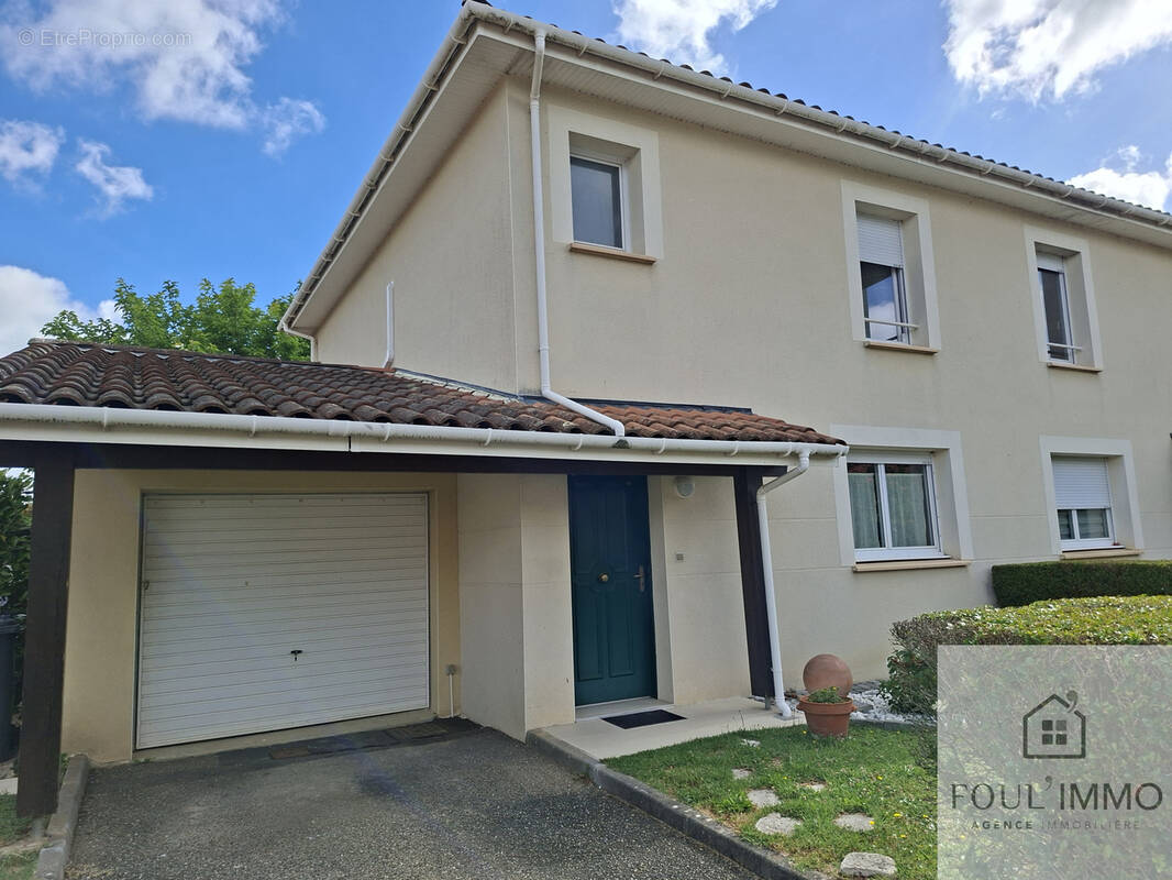 Maison à LE PASSAGE