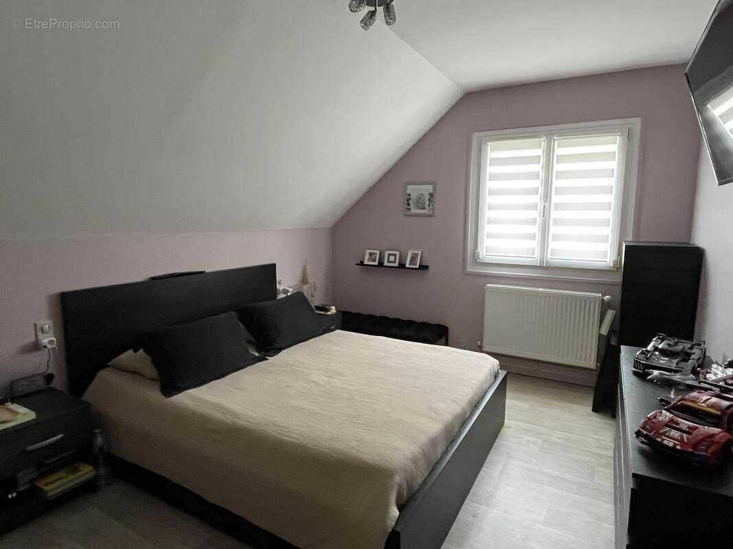 Maison à DAMERY