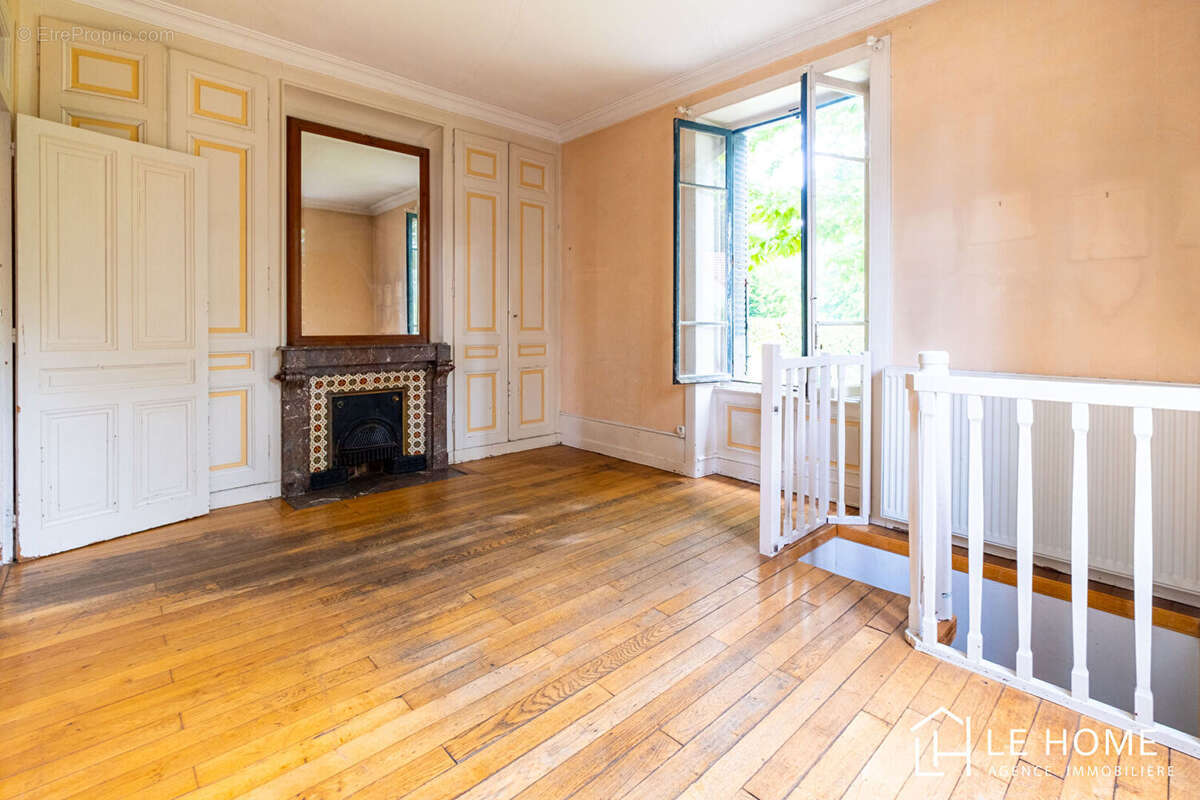 Appartement à TASSIN-LA-DEMI-LUNE