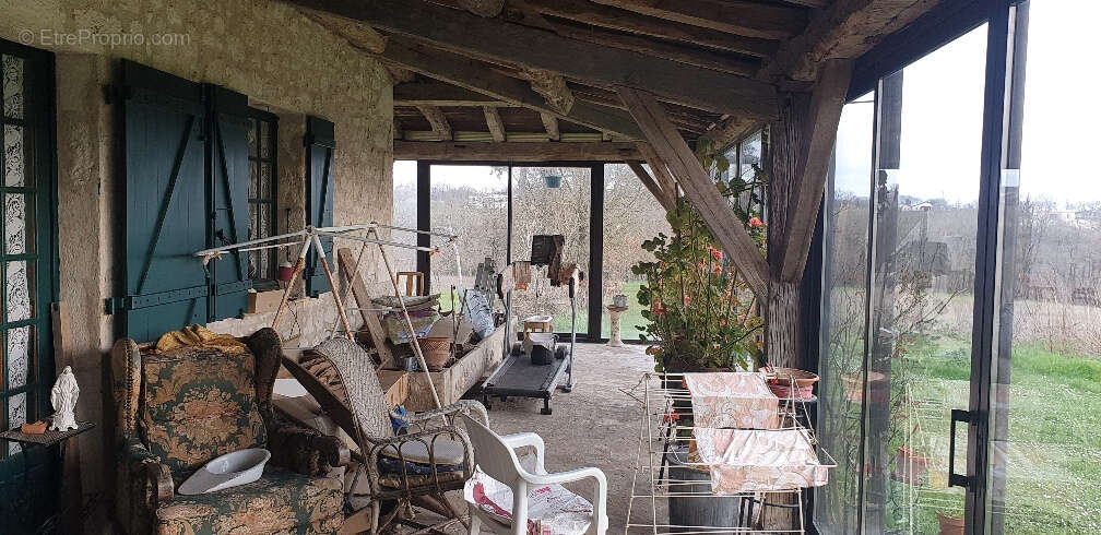 Maison à MONTAIGU-DE-QUERCY