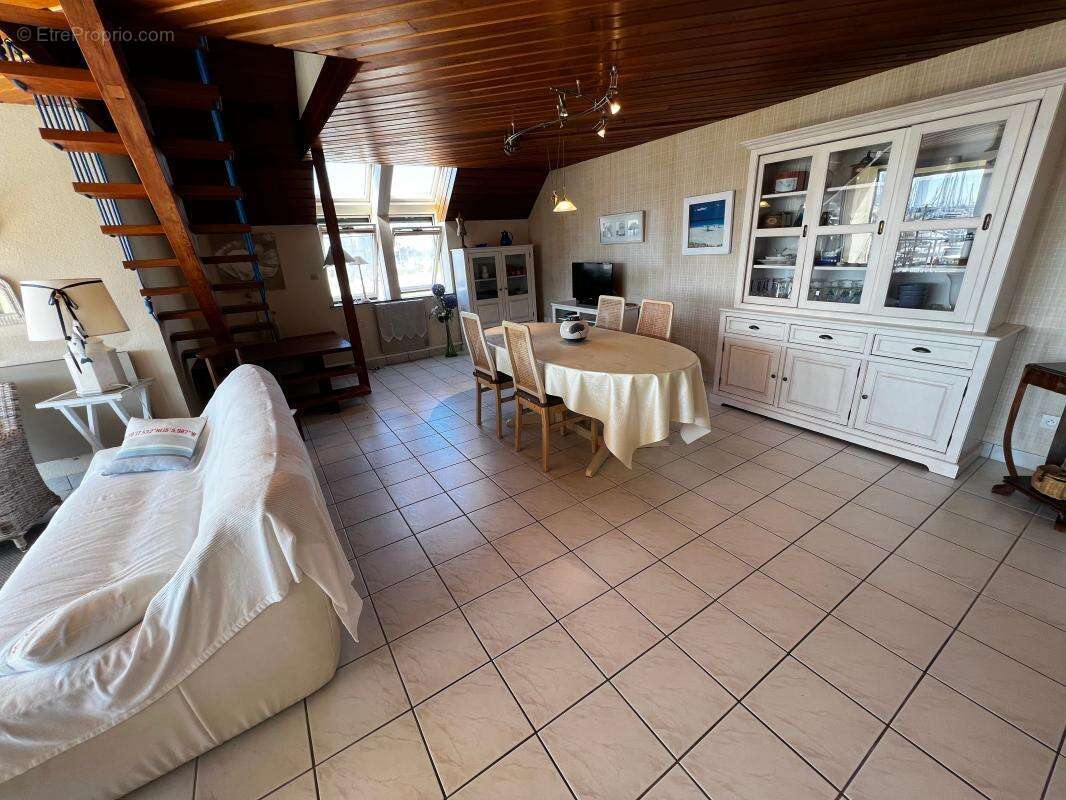 Appartement à ARZON