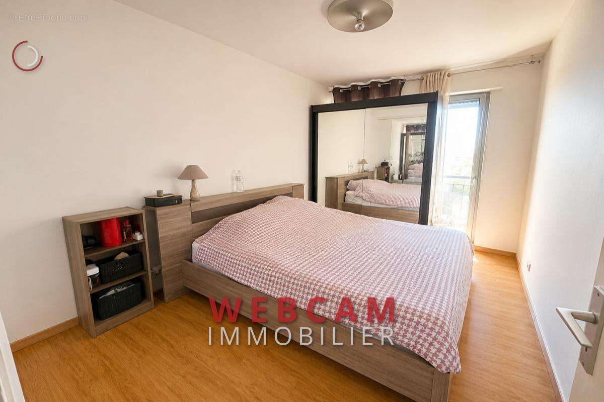 Appartement à ROQUEBRUNE-CAP-MARTIN
