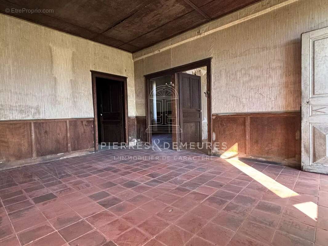 Maison à POULIGNY-NOTRE-DAME