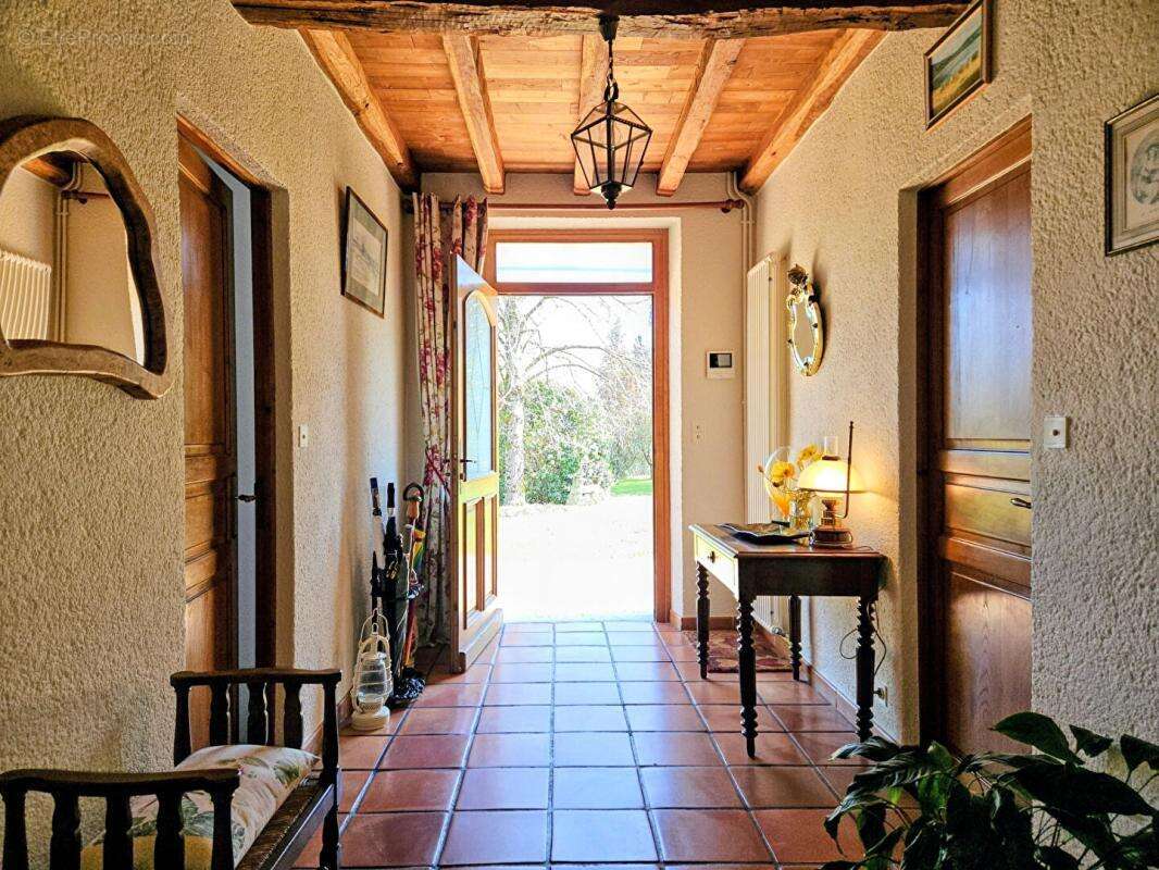 Maison à LAYRAC