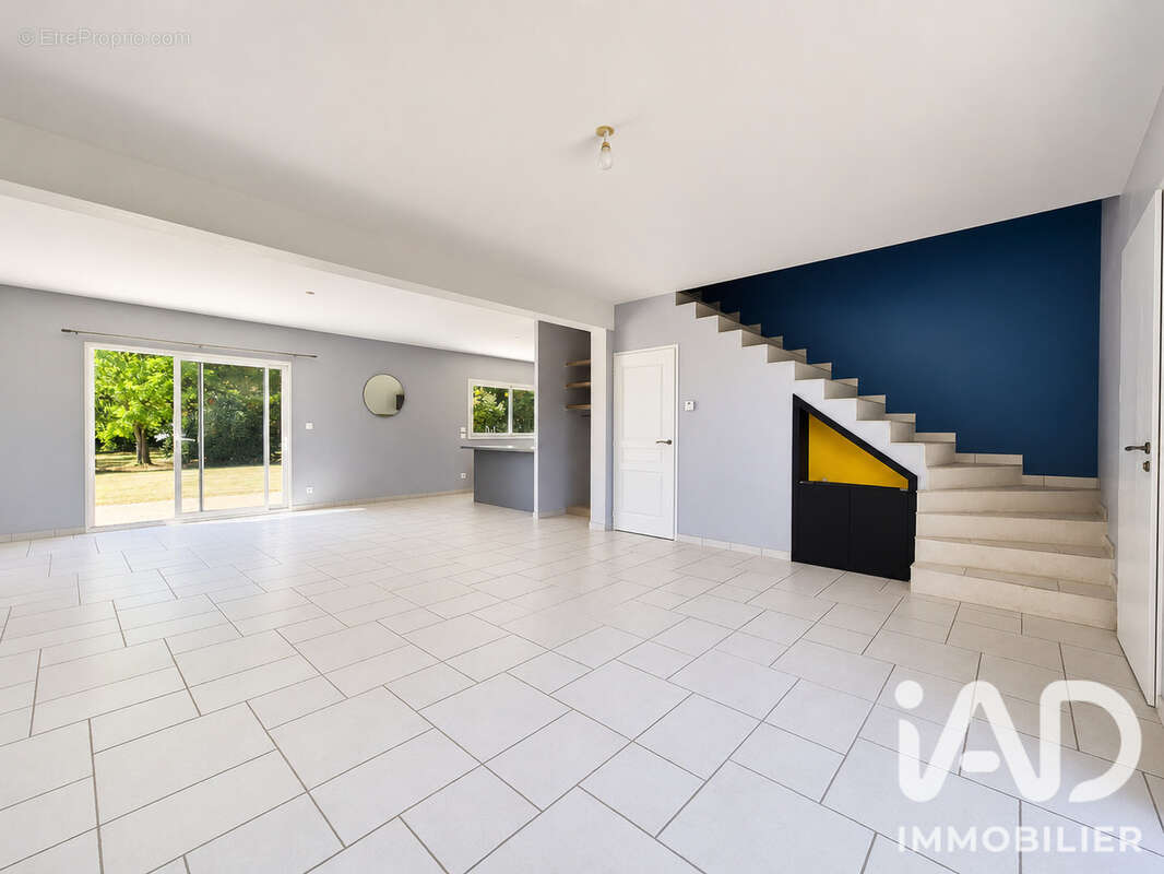 Maison 115 m² à Coinces  - photo 3