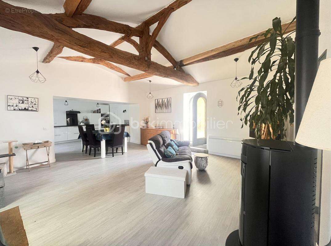 Maison à LE LOROUX-BOTTEREAU