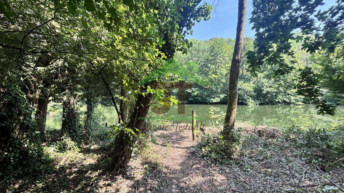 Terrain de loirsirs à Châteaudun - photo 5