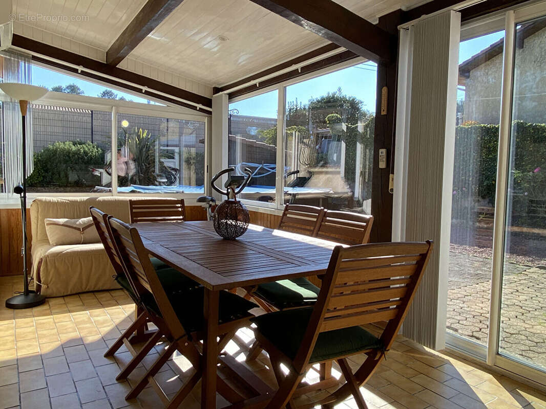 Maison à RION-DES-LANDES