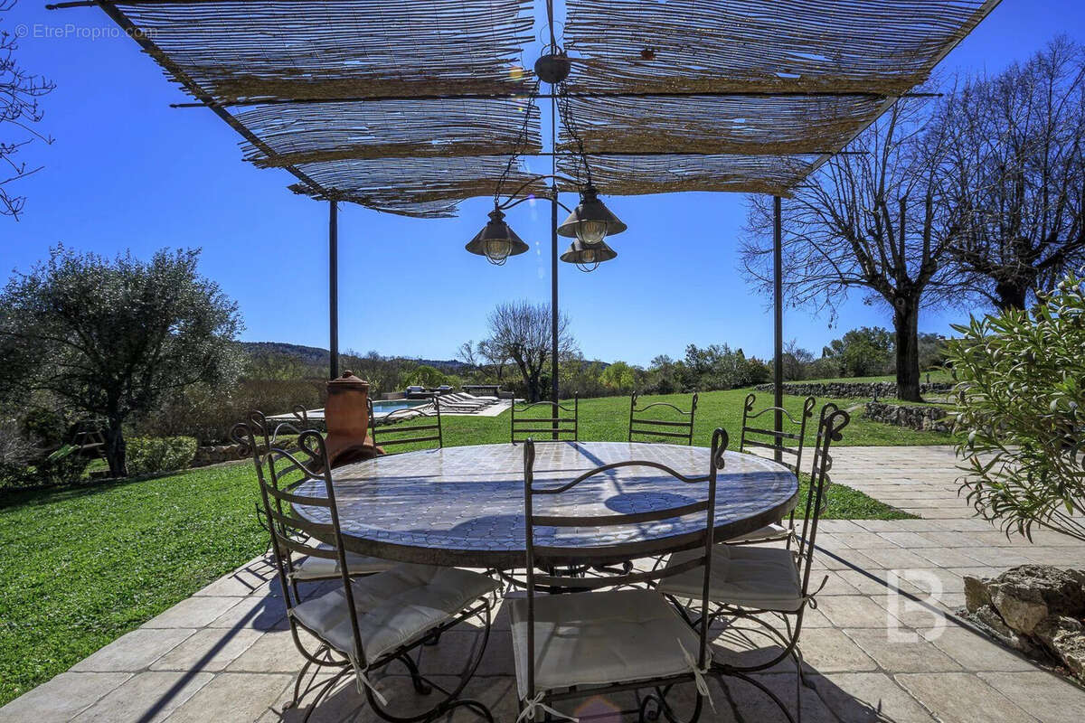 Maison à MOUANS-SARTOUX