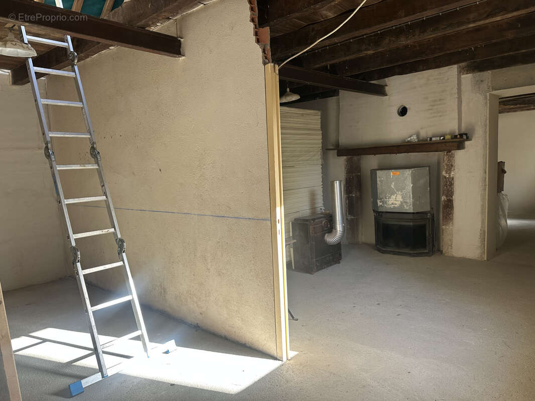 Maison de campagne sur 14 hectares à 280m du 1er voisin ! - photo 10