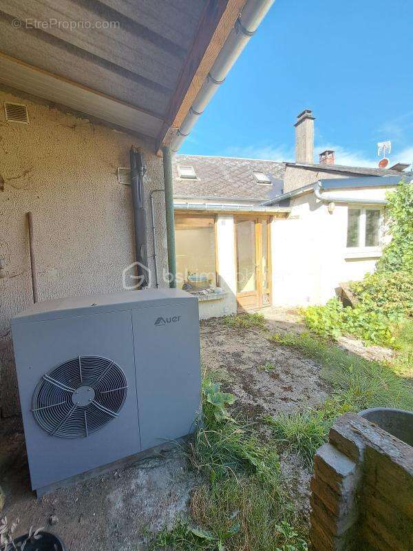 Maison mitoyenne en bon etat general proche d'airaines - photo 18