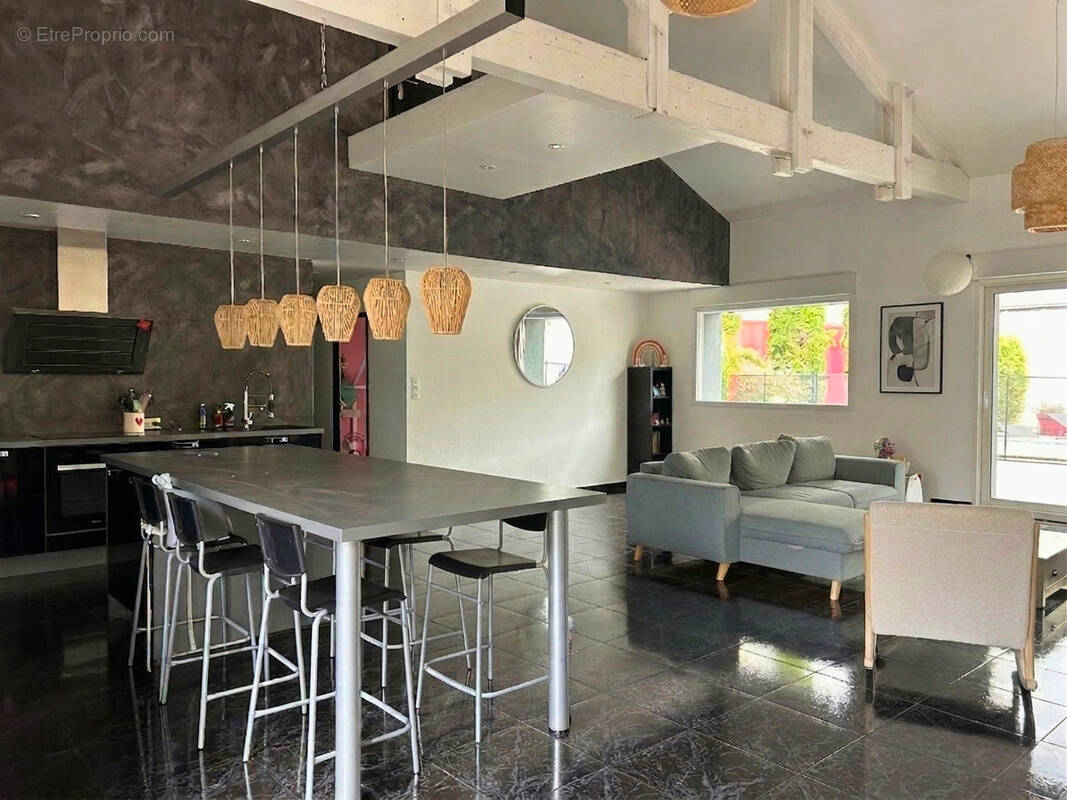 Maison à COGNAC