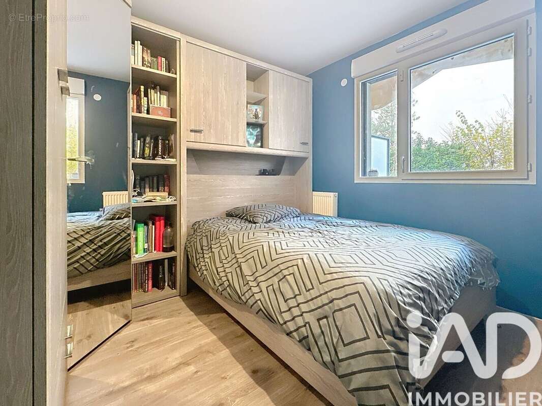 Photo 3 - Appartement à DECINES-CHARPIEU