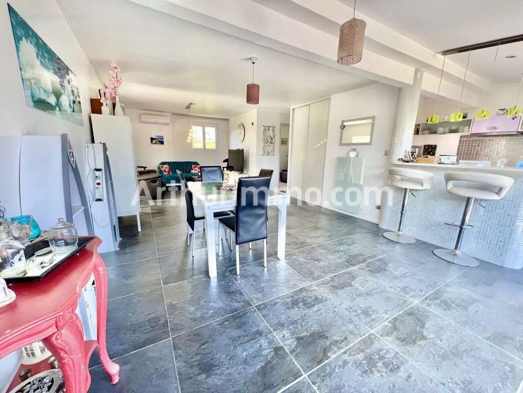 Maison à VALRAS-PLAGE