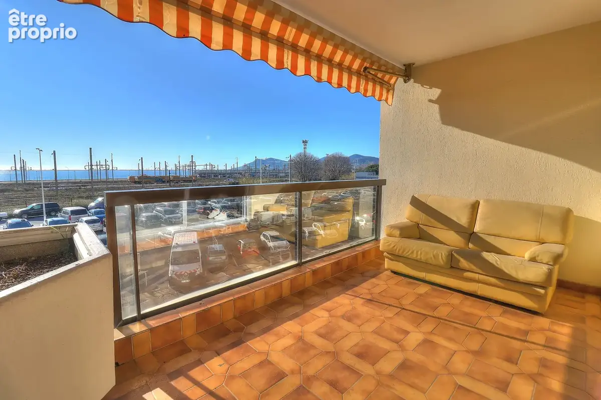 Cannes La Bocca – 3 pièces 67 m² avec vue mer et parking sécurisé - photo 11