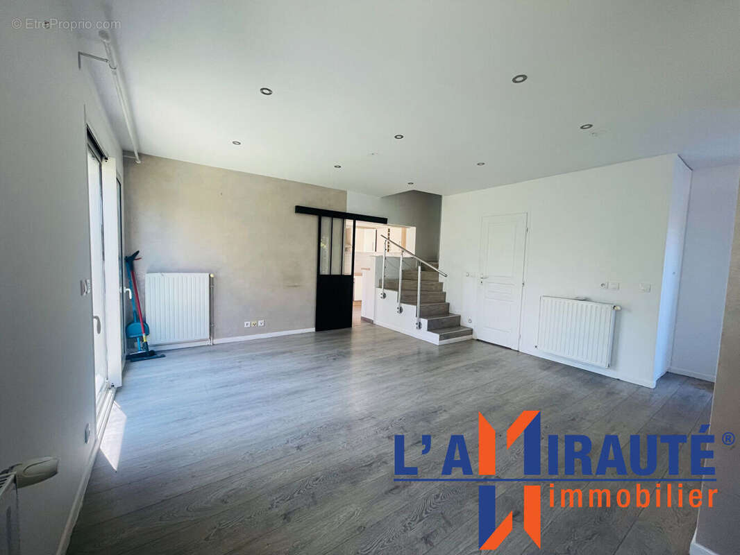 Maison  4 pièce(s) 70 m2 - photo 2