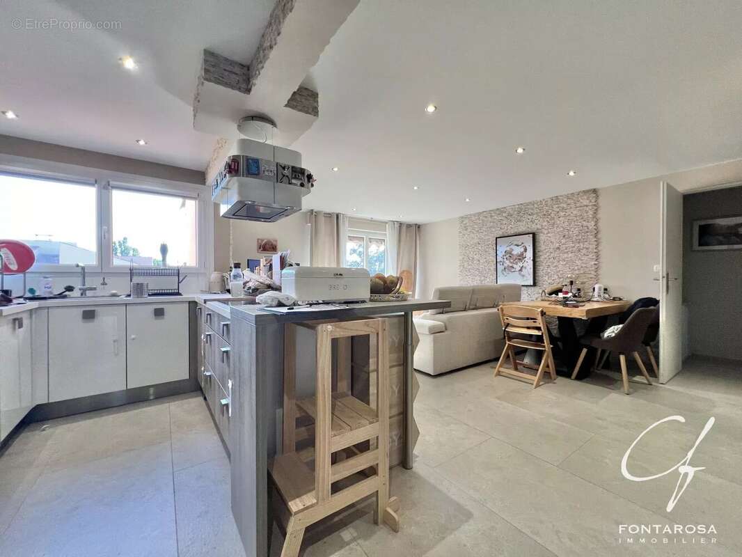 Appartement à FREJUS