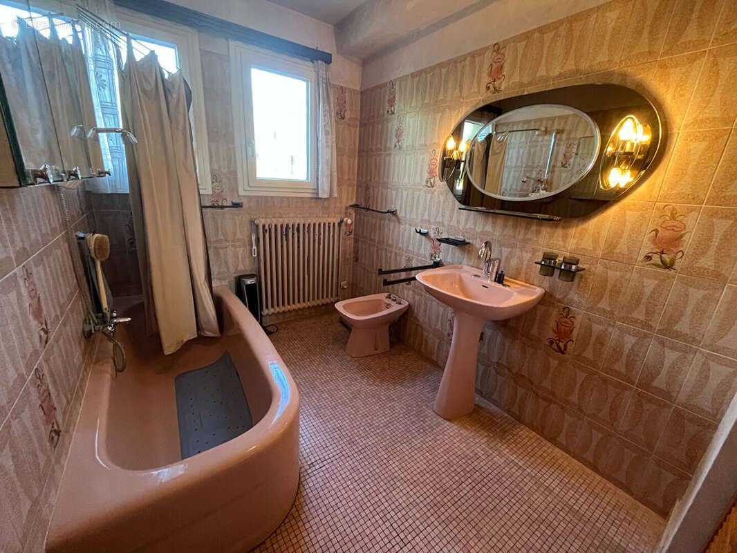 Maison Aubigny Sur Nere 5 pièce(s) - photo 7