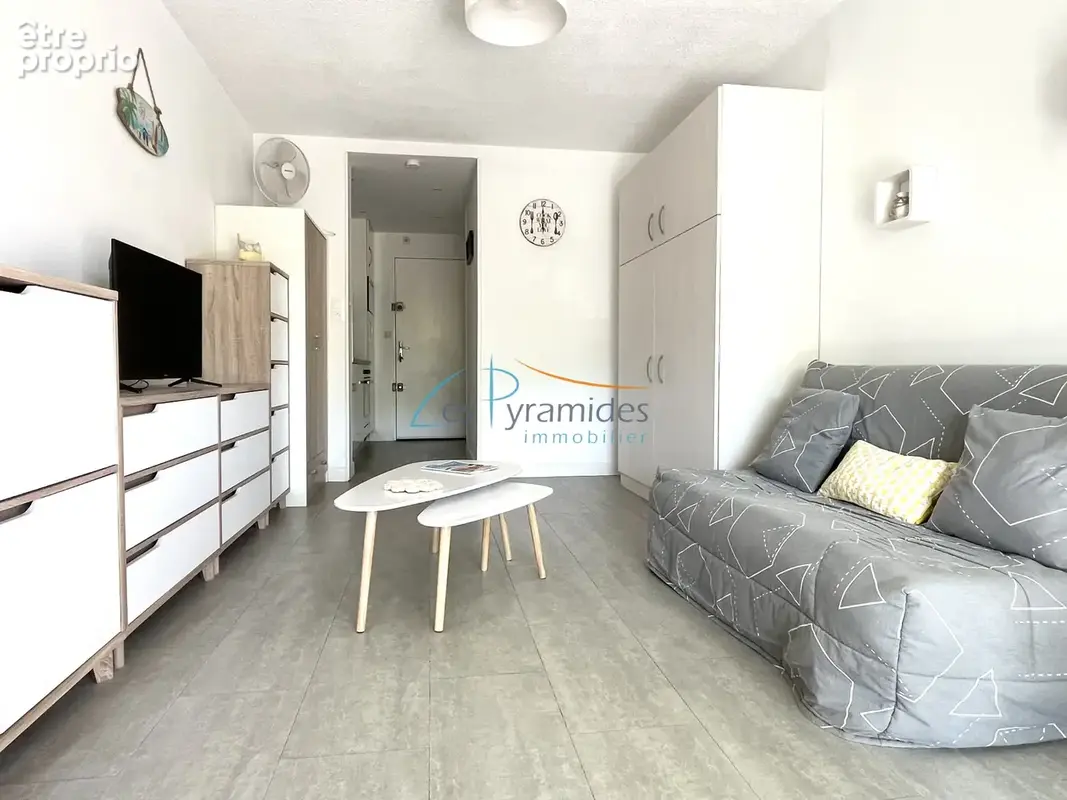 Studio rénové - loggia + parking - photo 2