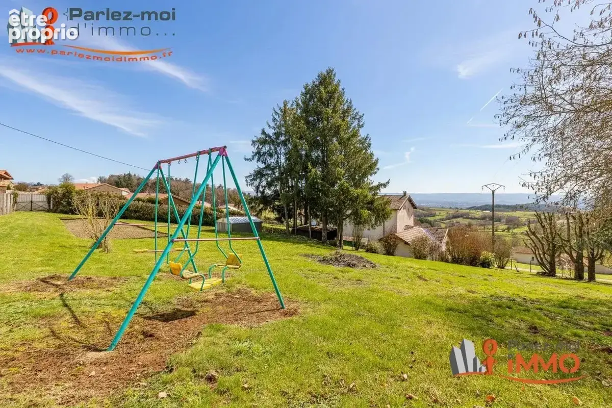 À vendre - Maison de campagne, 8 pièces 15mn Tarare - photo 4