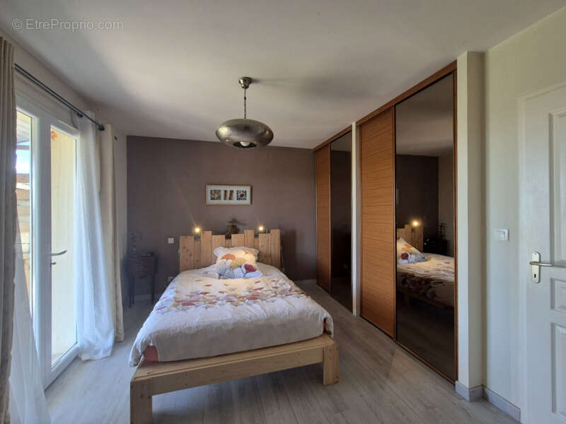 Maison contemporaine de plain-pied avec vue dominante, 4 chambres– Saint-Puy (32310) - photo 17