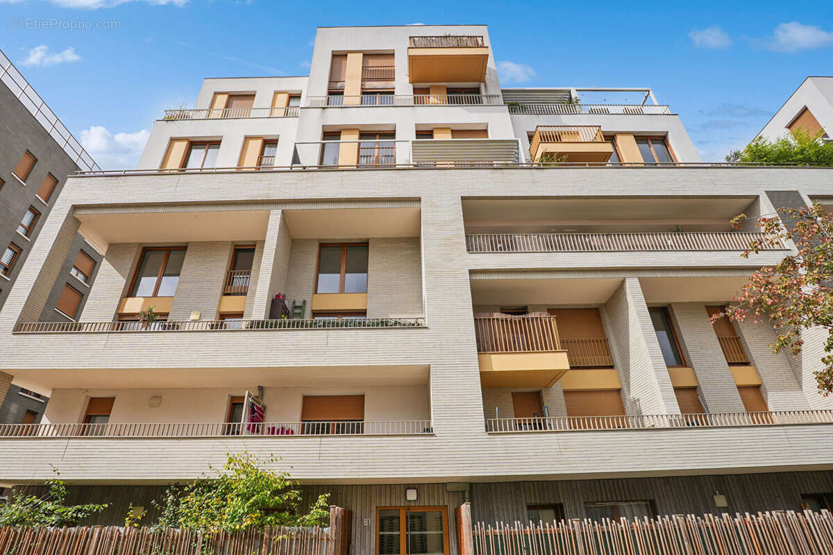 Appartement à ROMAINVILLE