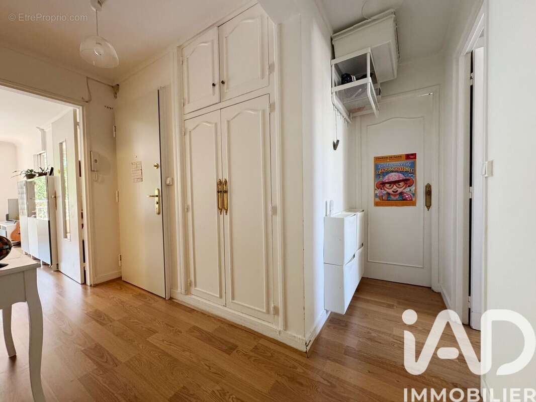Photo 7 - Appartement à ISSY-LES-MOULINEAUX