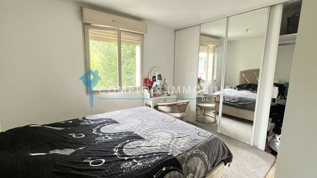 Appartement à LA FERTE-ALAIS