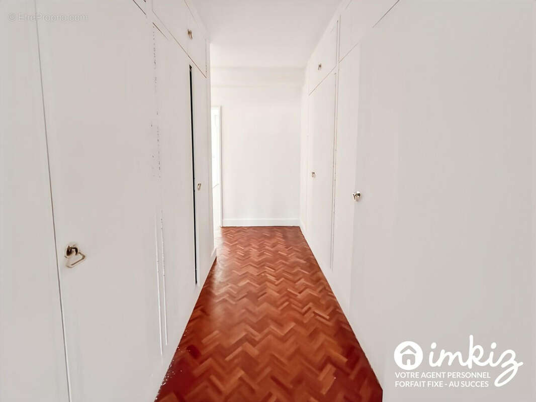 Appartement à VERSAILLES