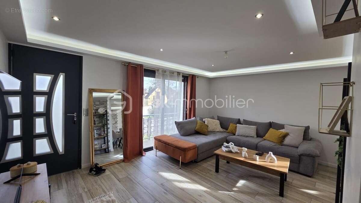 Maison à ABONDANT