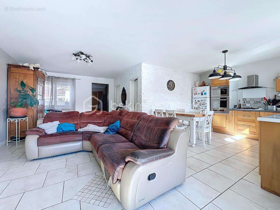 Maison de 126m2 de plain pied - photo 6