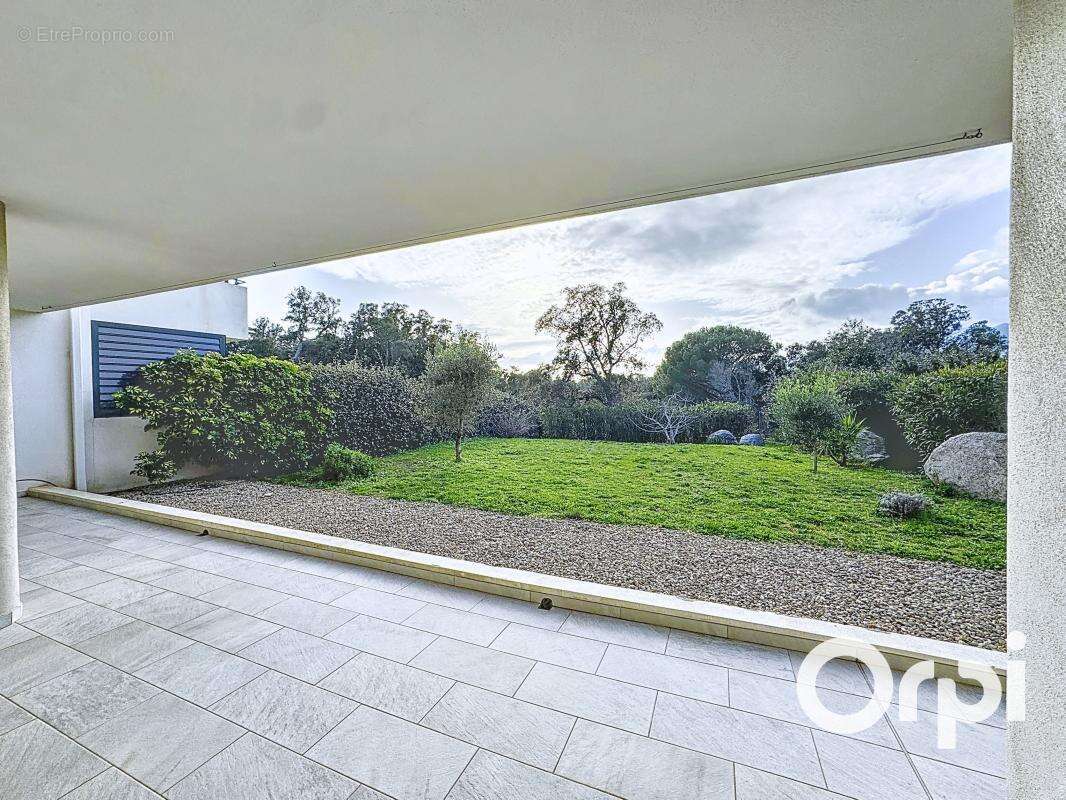 Superbe Appartement T4  avec jardin proche centre de Porto-Vecchio - photo 12