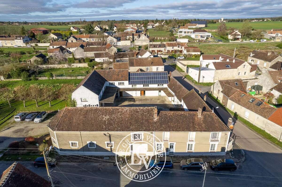 Maison à FONTAINEBLEAU