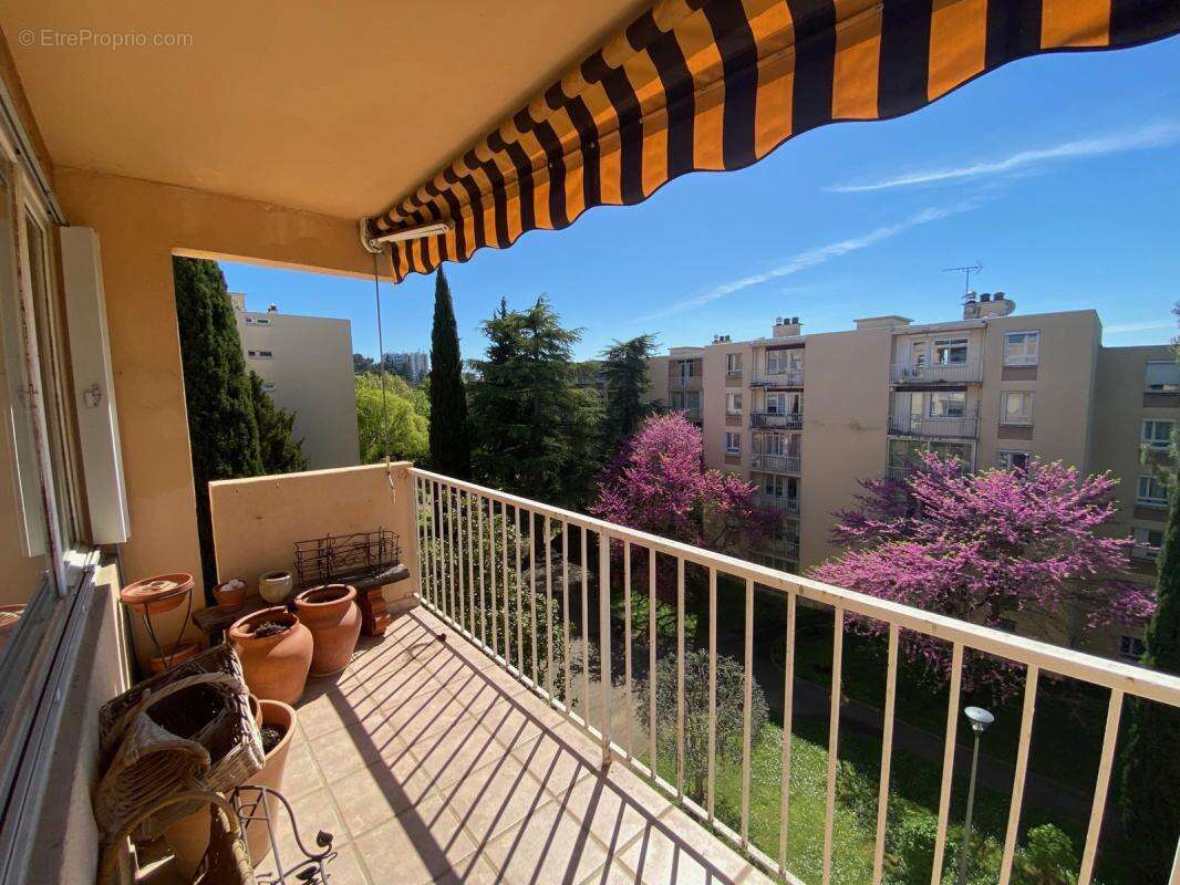 Appartement à NIMES
