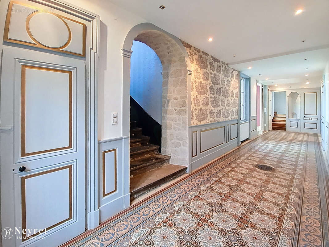 Appartement à VERNAISON