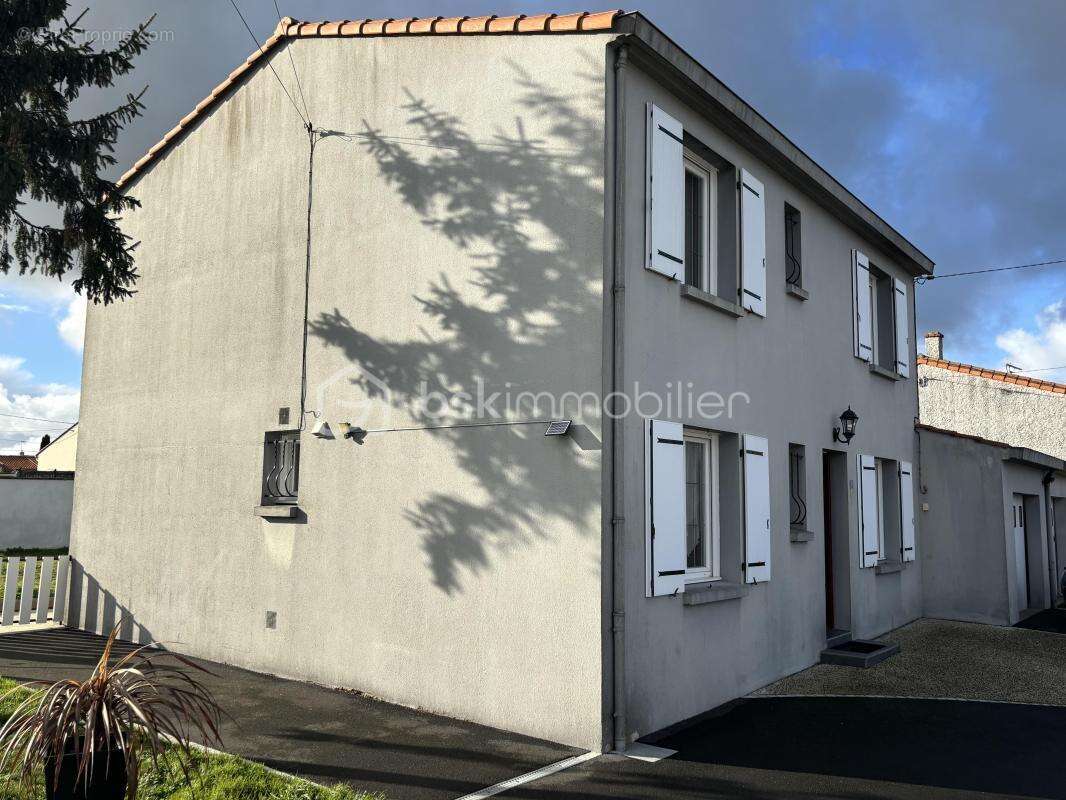 Maison familiale 5 chambres – Treize-Septiers - photo 13