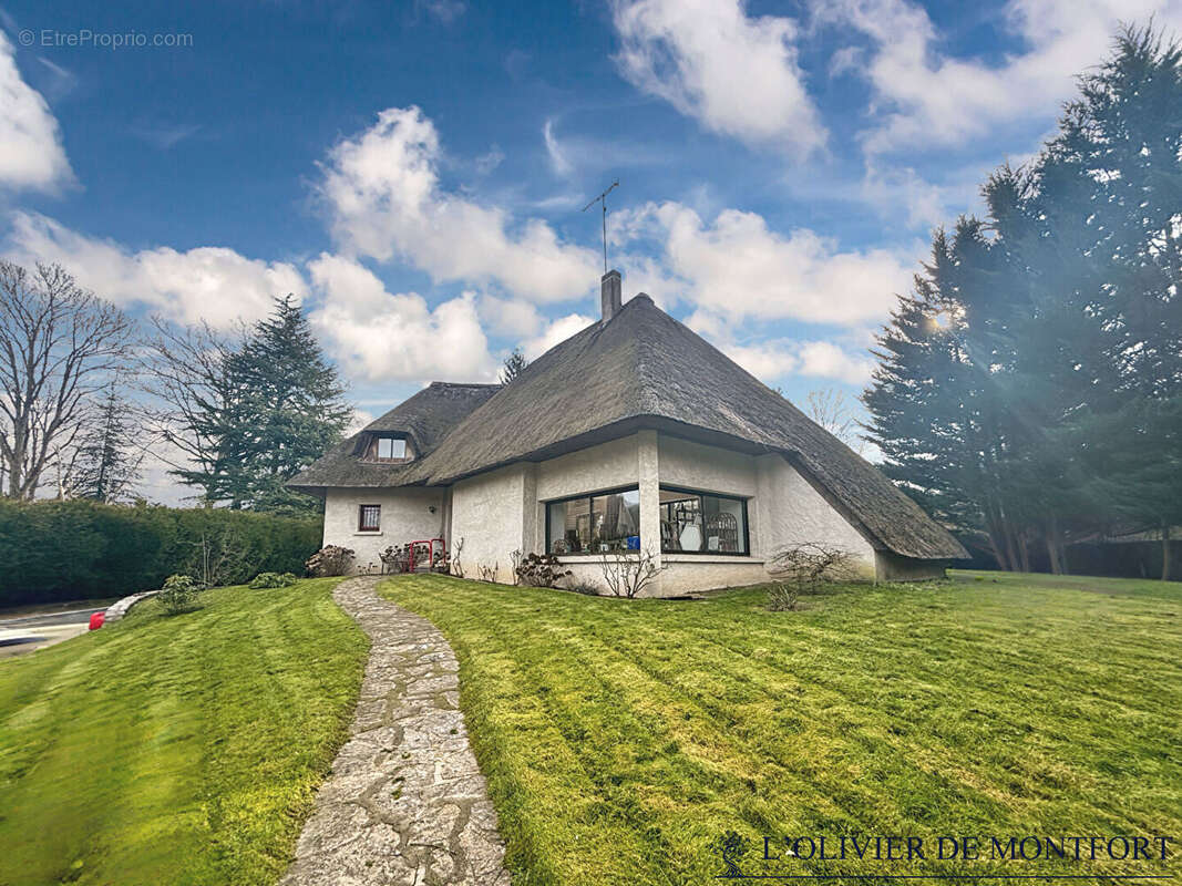 Maison à MONTFORT-L&#039;AMAURY