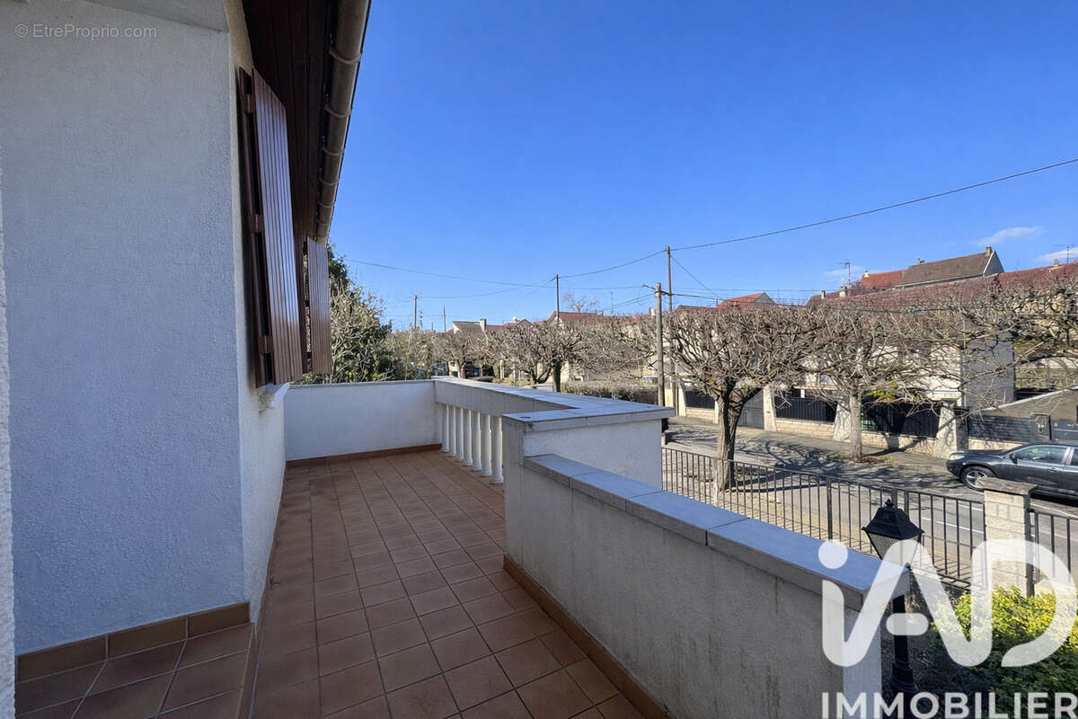 Photo 2 - Maison à GOUSSAINVILLE