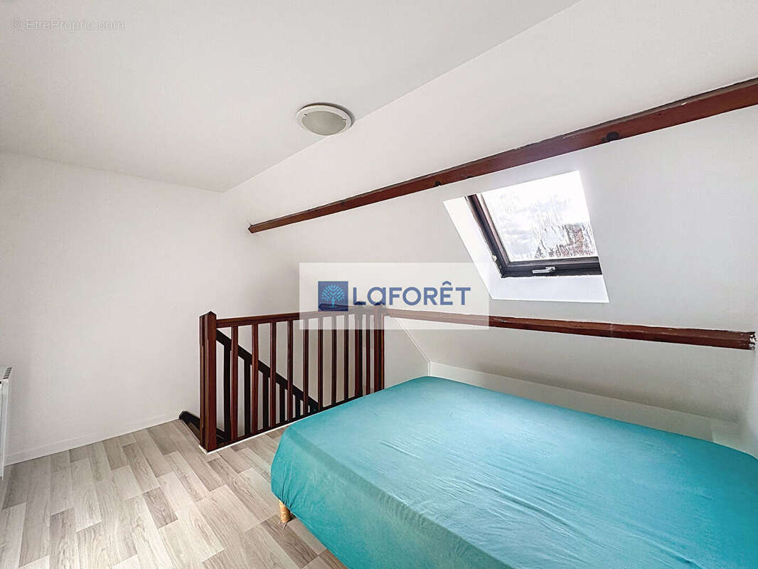 Appartement à SARTROUVILLE