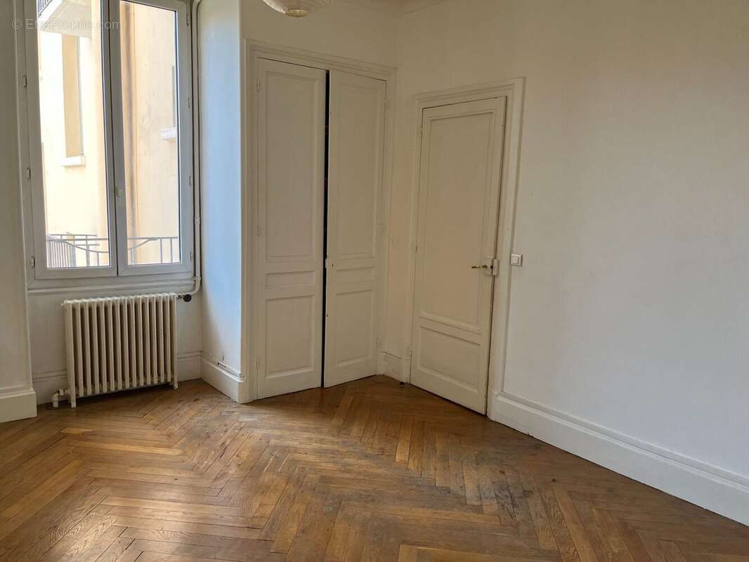 Appartement à LYON-7E
