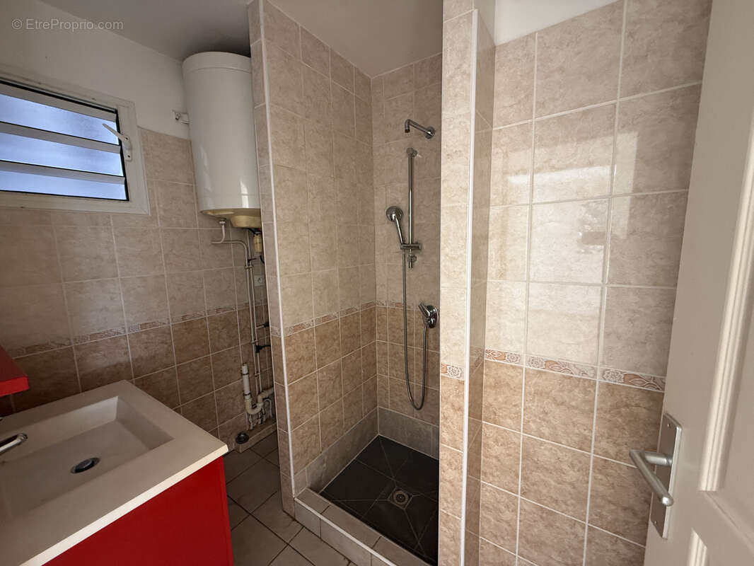 Appartement à SAINT-DENIS