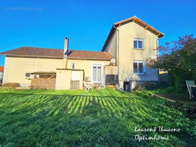 Maison à FOSSEMAGNE