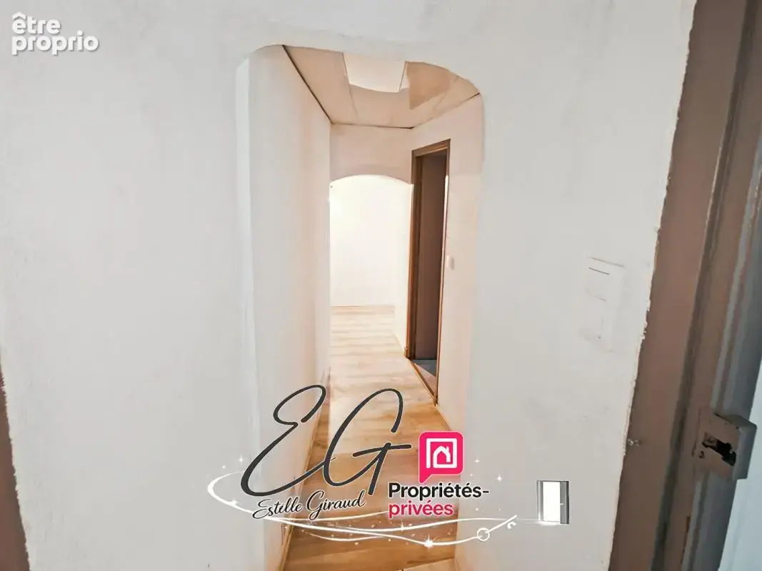 Maison de village avec cour, balcon et terrasse - Idéale premier achat ou investissement locatif - photo 15